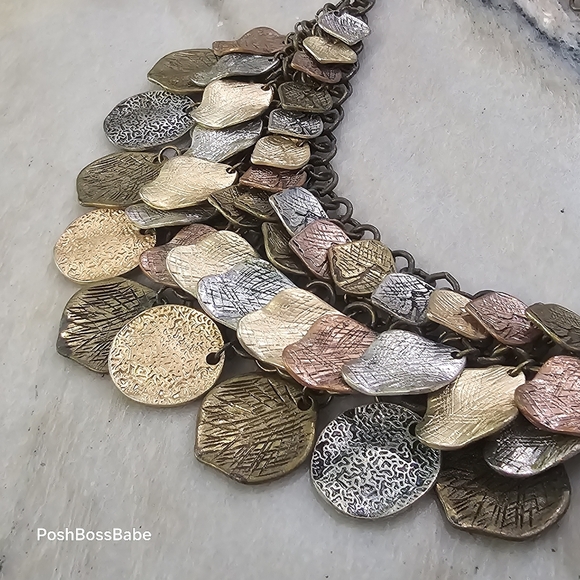 Metal leaf layered boho neutral natural necklace - Picture 3 of 6